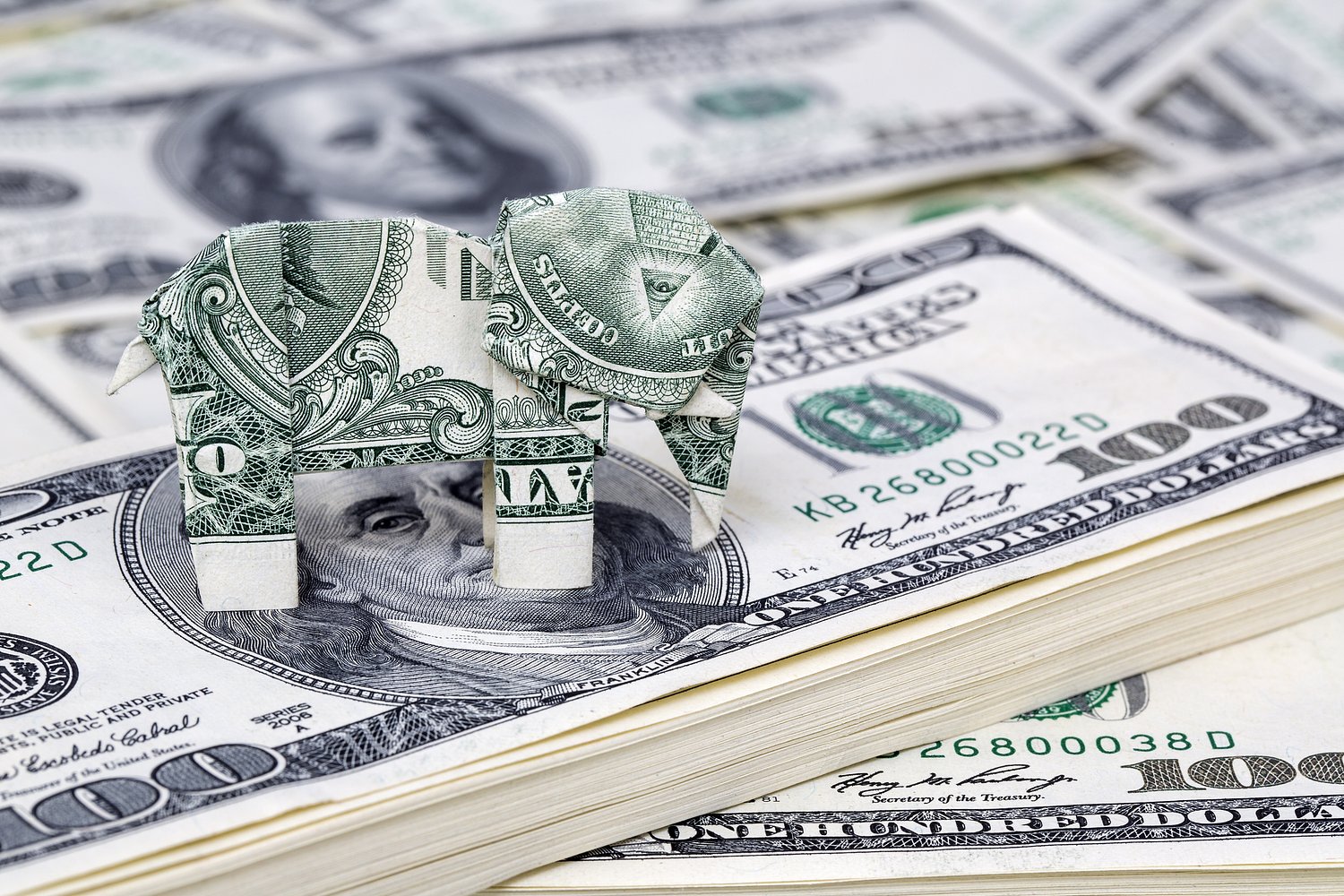 Organized Money: The Conservative Who Torments Big Business