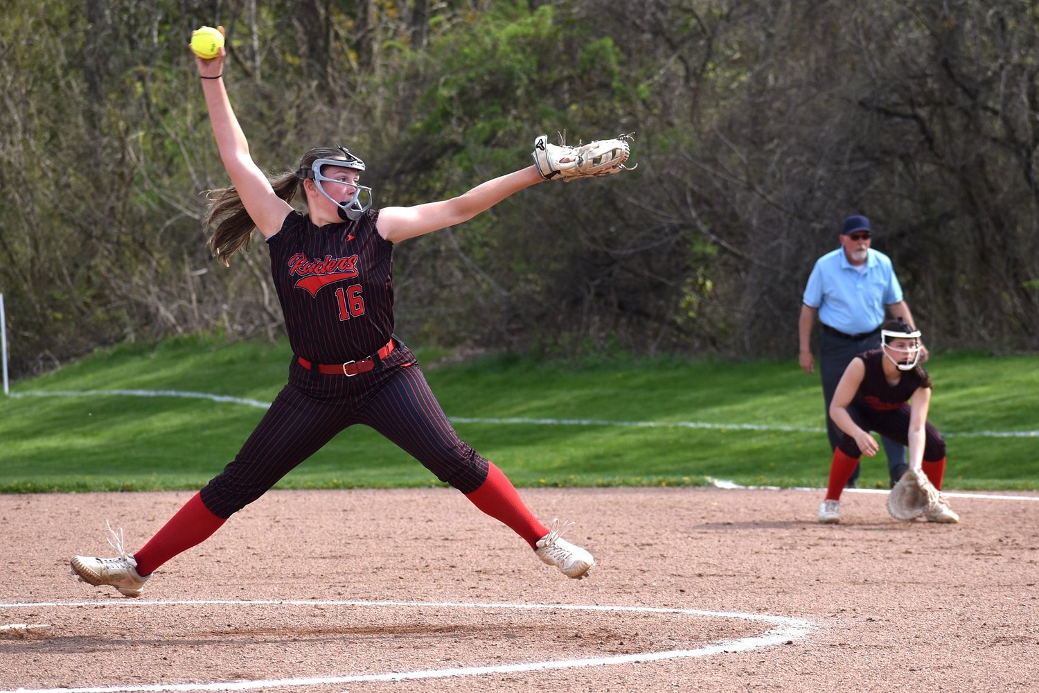 Softball: Green Wave run out of steam against Raiders, fall 14-2 on the road