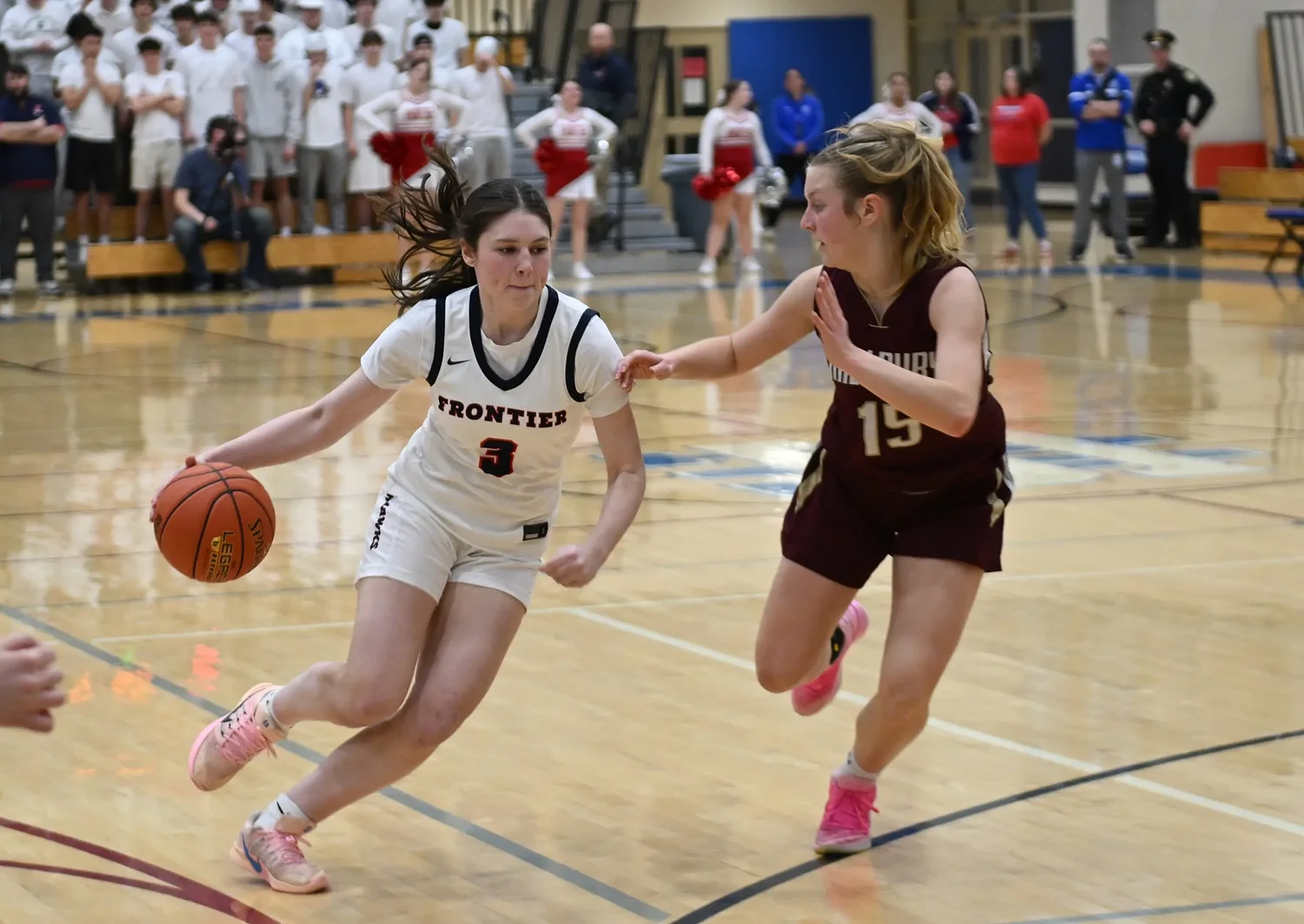 MIAA basketball: Frontier Regional girls advance to D4 state championship game (Video)