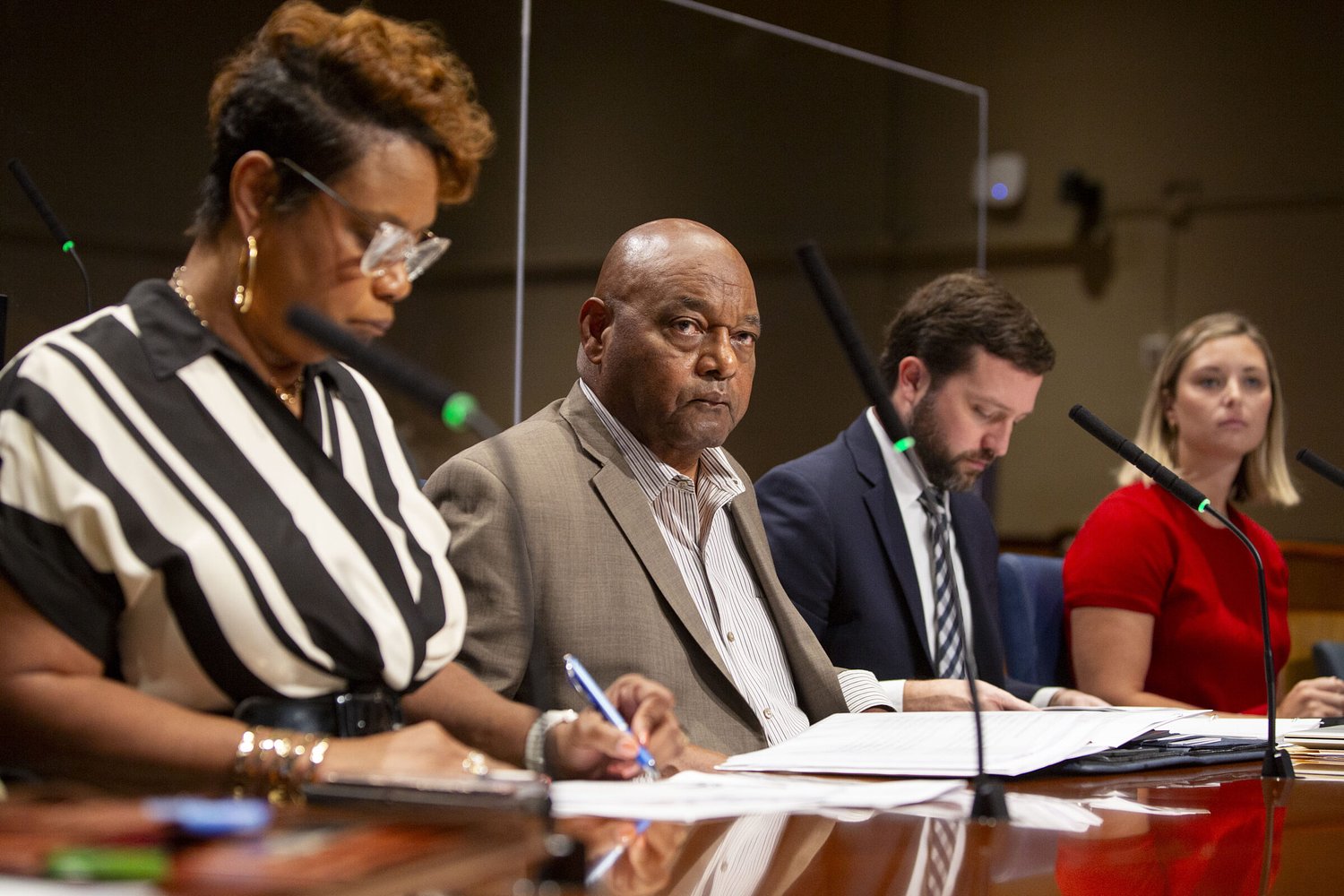 City Council grapples with budget deficits, smaller general fund in its first week of budget hearings