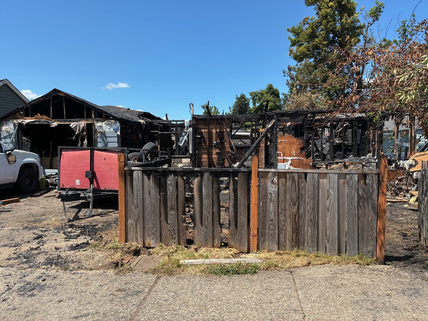One dead after house fire, shots fired in Springfield