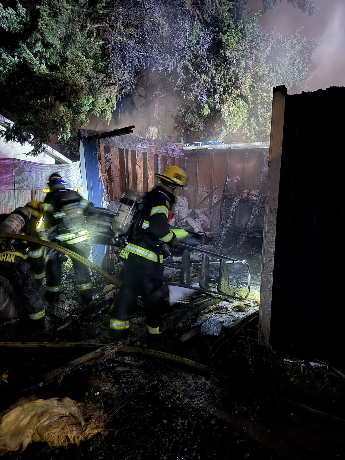 Explosion in Santa Clara neighborhood sends two to hospital in serious condition