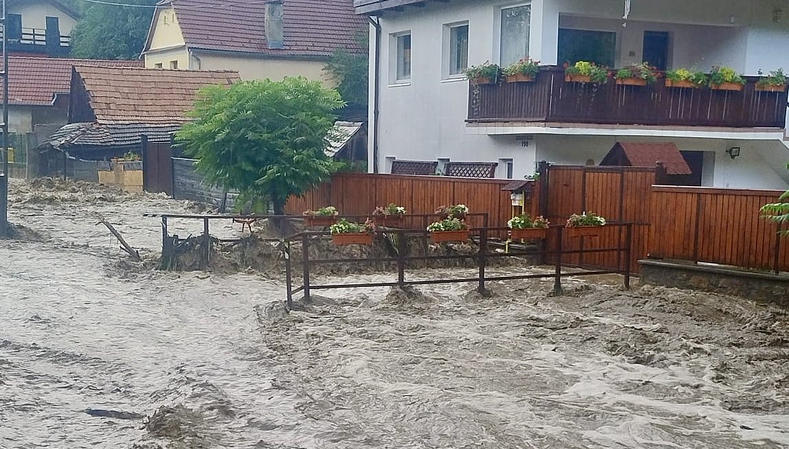 Este risc de viituri pe mai multe râuri din județul Sibiu: a fost emisă o avertizare pentru populație