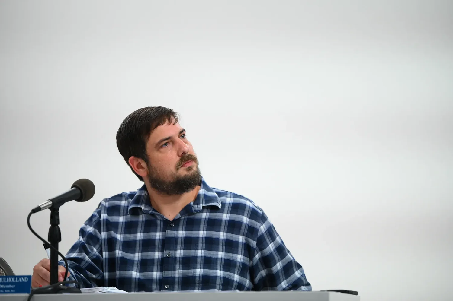 LCC board censures director accused of bullying, profane behavior