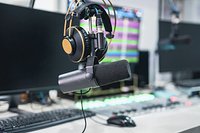 Texas country radio station told to shut down after licenses revoked