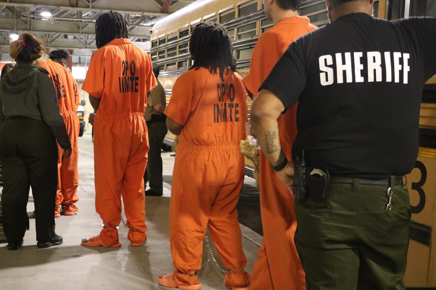 Video: Local jailers could face 10 years in prison if they don’t cooperate with ICE, under bill advancing in legislature