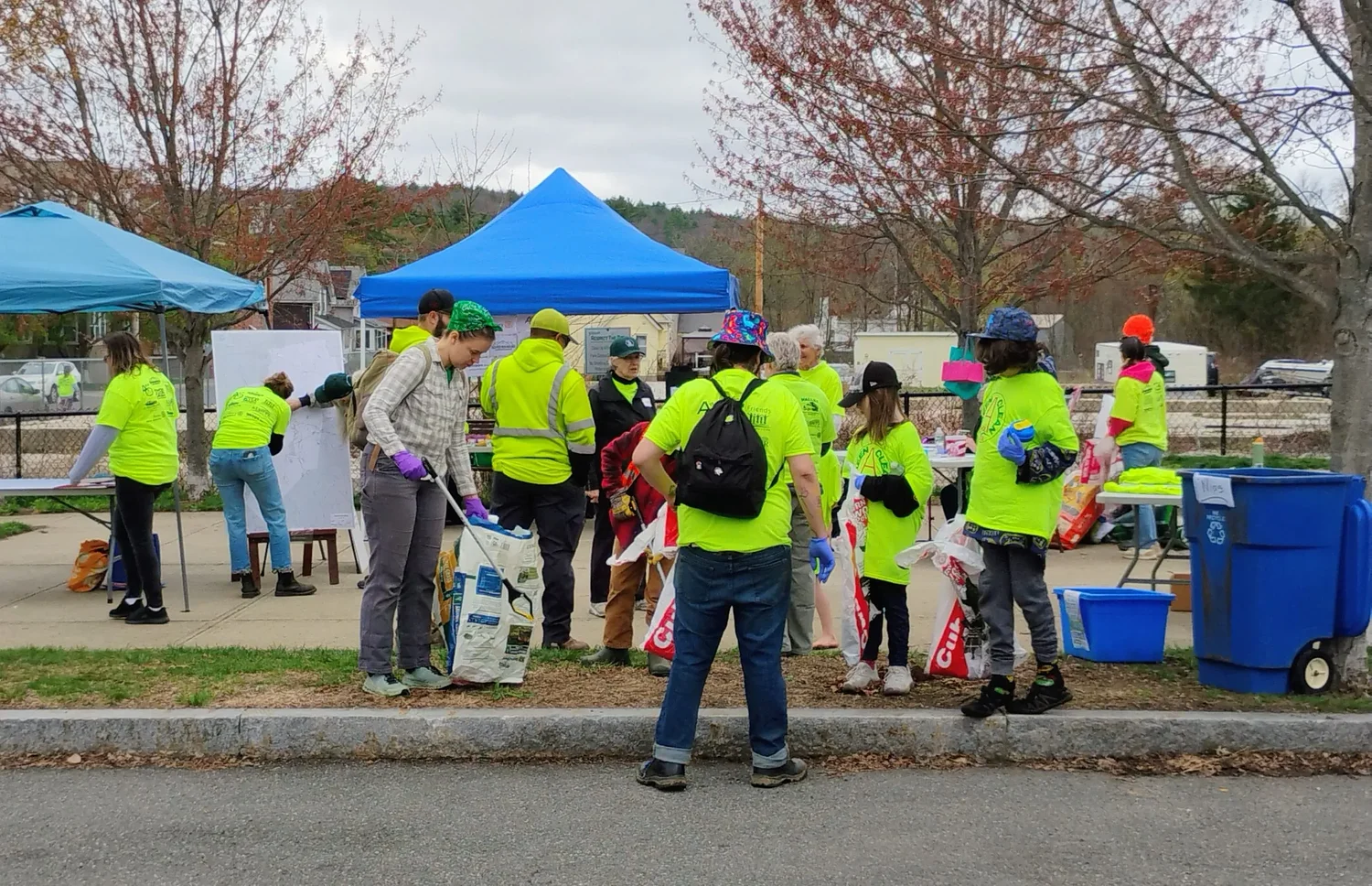 Over 160 volunteers participate in Green Clean Athol event