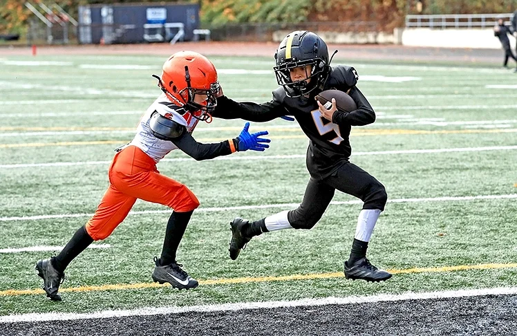 8U Benson Bruins Cruise Into Championship Game With 40-0 Victory Over Federal Way