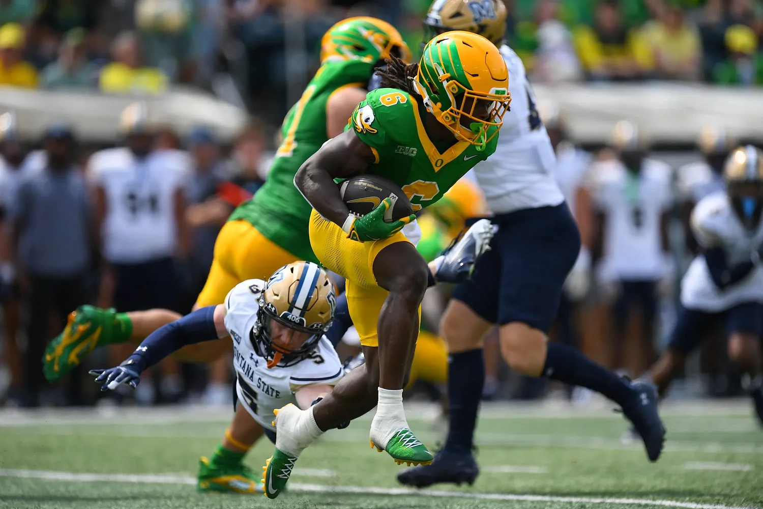 Noah Whittington earned the start — and jump-started the Ducks