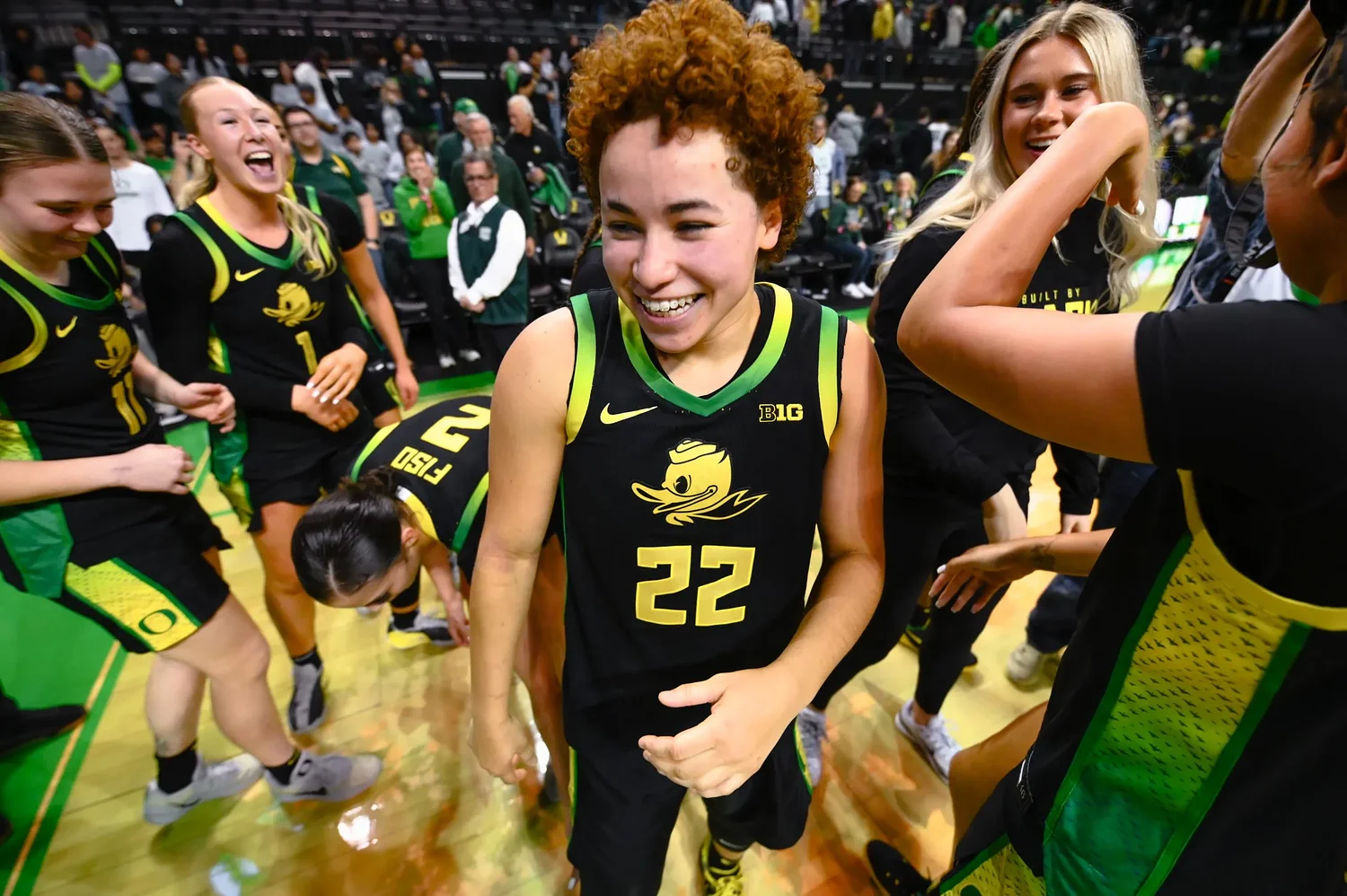 Here’s to the unexpected: Freshman gives Ducks women big spark off the bench