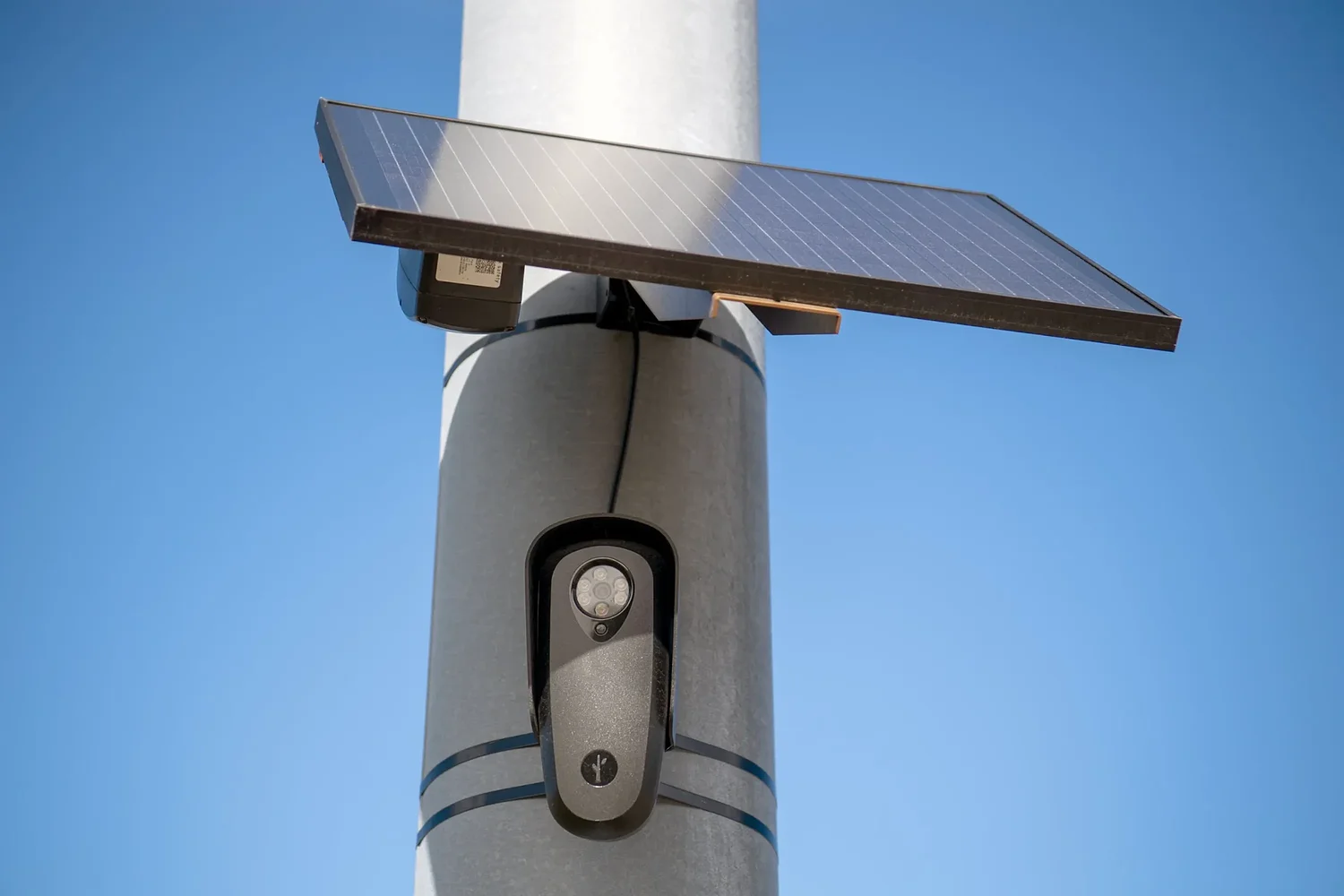 Maine towns are using AI for policing, lawmaking and budgets. Safeguards are optional.