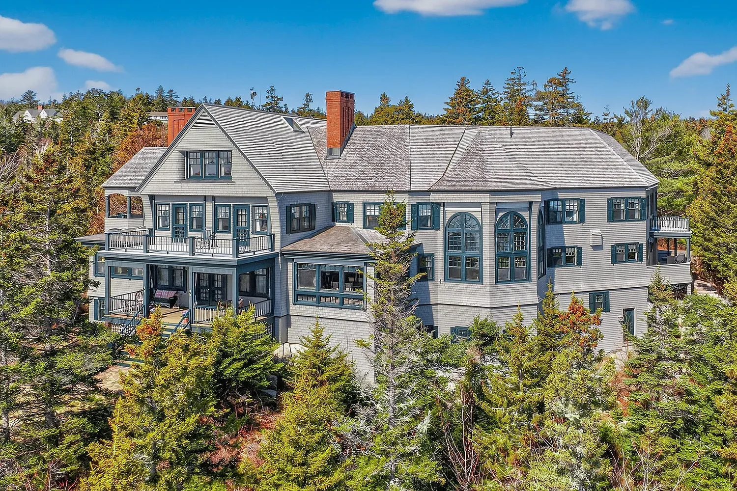 Owner of MDI mansion slashes price by $10M and still can't find a buyer