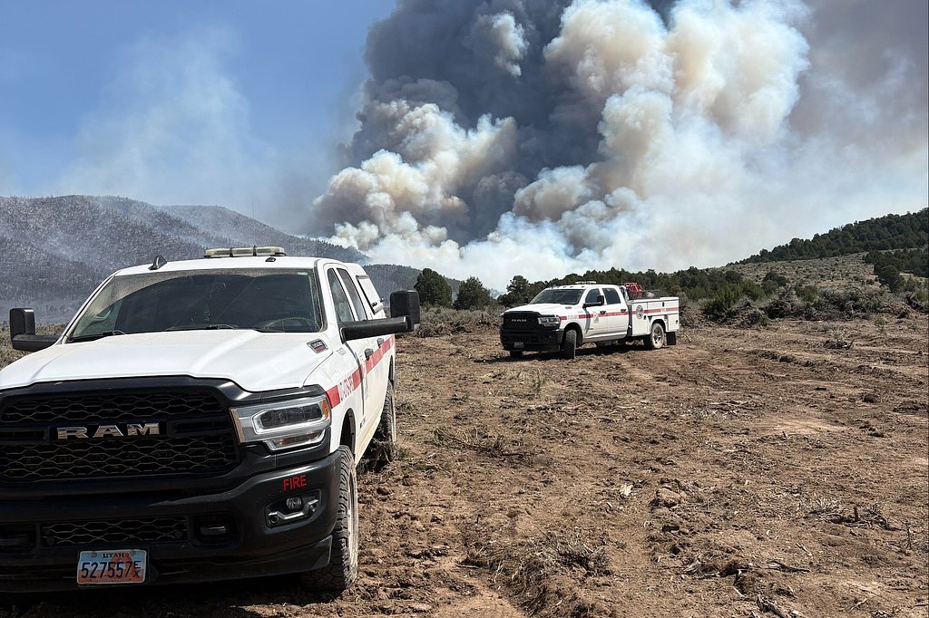 Heat, wind and drought conditions spark wildfires in US West