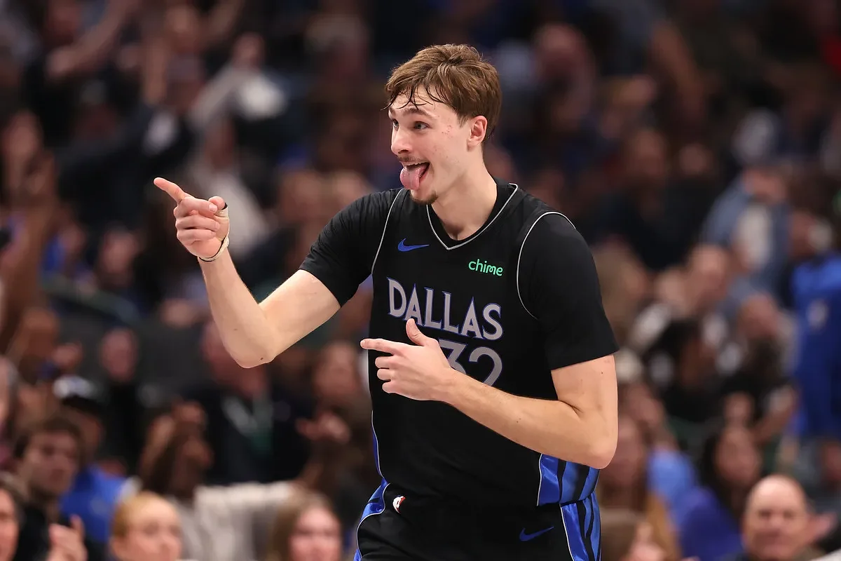 'It was sick': Cooper Flagg's brothers cheer him on as rookie scores 33 points