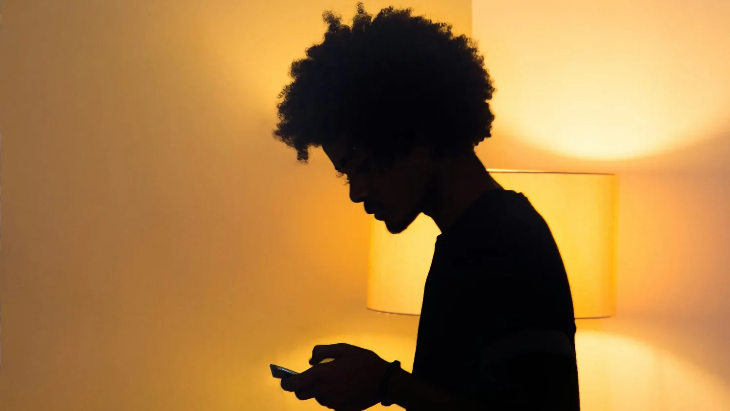 Unplug to recharge: Why more people are turning to digital detoxes