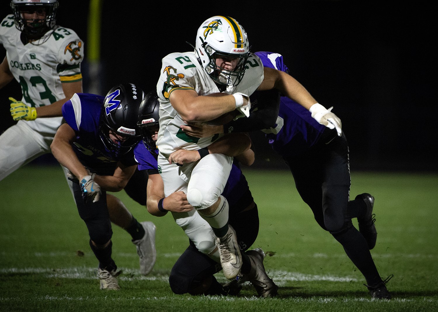 Coal City wastes no time pulling away from Manteno