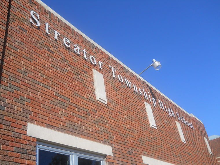 Streator High School senior awarded Mediacom scholarship