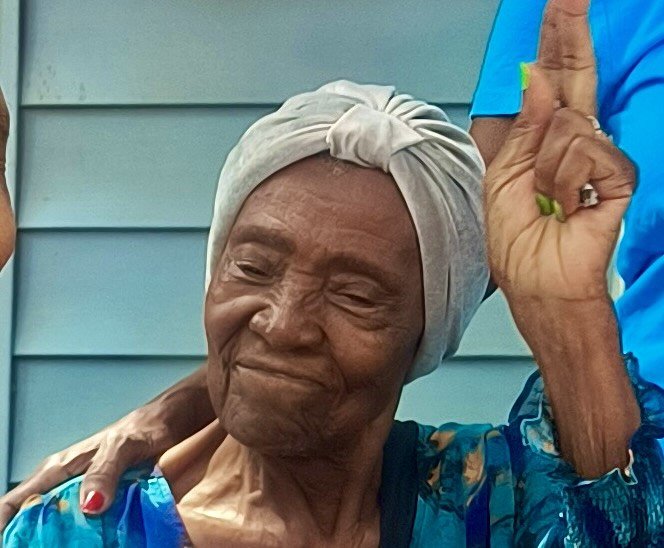 Gladys William celebrates 100 years of life