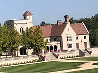 Harvard ‘castle’ still on the market – for about $4M – after auction produced no buyer