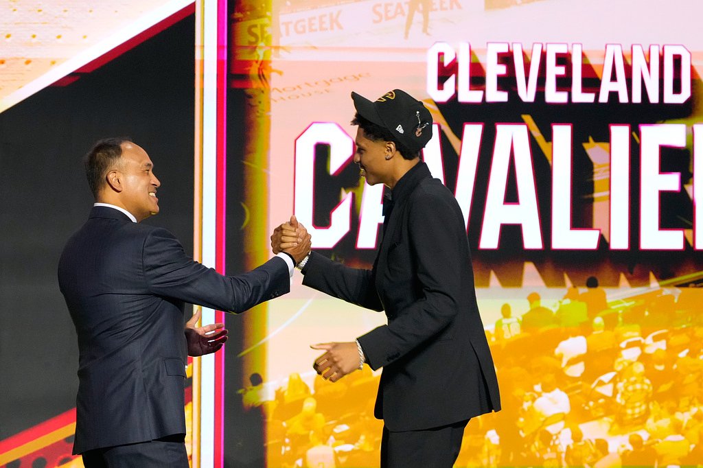 Cavs select Arkansas guard Meleek Thomas with No. 34 pick in 2026 NBA Draft