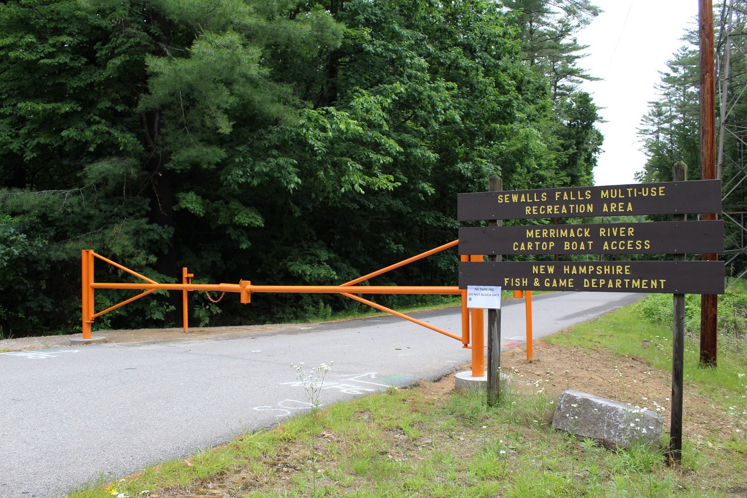 New gate blocks Sewalls Falls boat launch and parking access