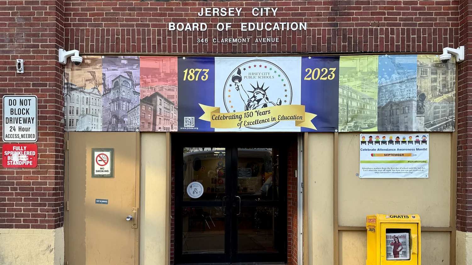 School Board to Hold Special Meeting, Council Members Condemn Parent Arrest