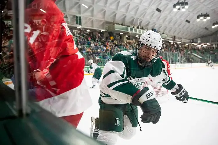 Dartmouth's Stavroff named top-10 finalist for player of year