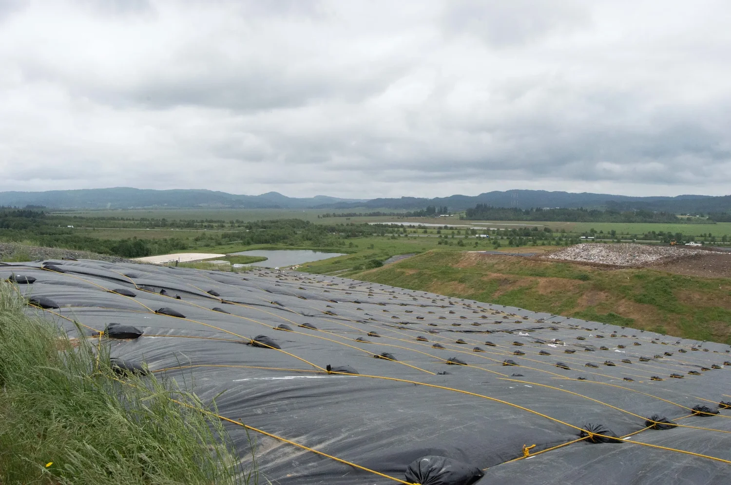 Lane County commissioners weigh options for recycling facility and landfill