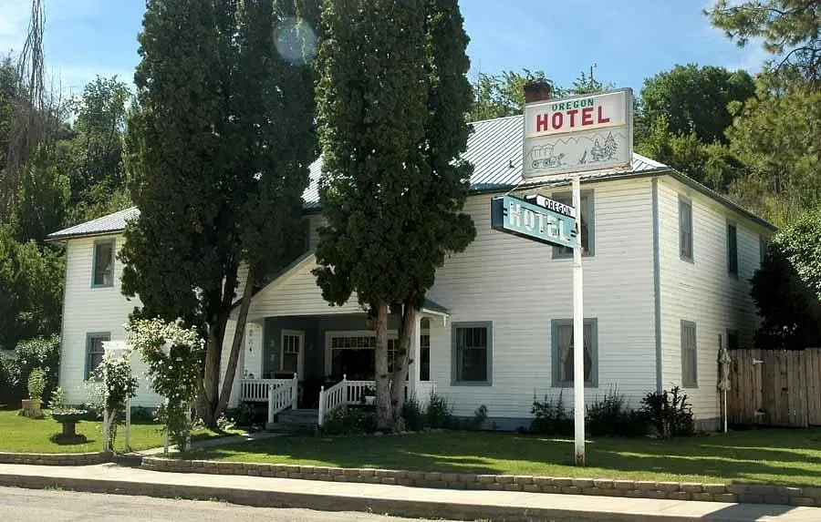 Town of Mitchell is worth a stop — in part because it has some tales to tell