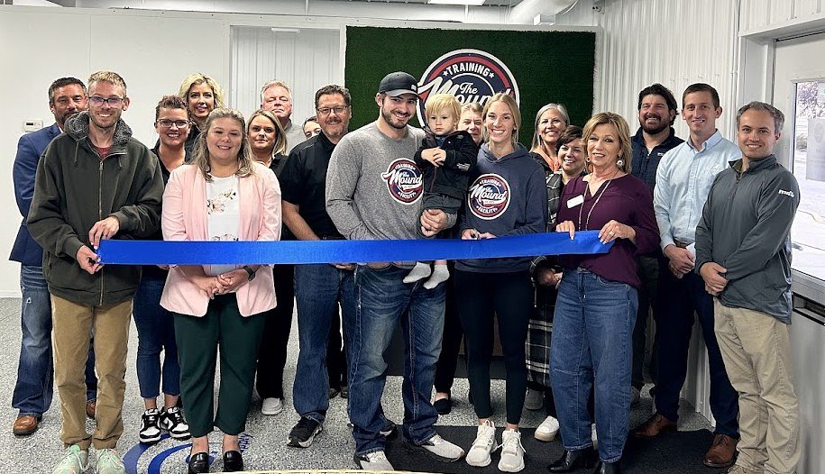 The Mound opens in Oglesby, offering baseball, softball training year-round