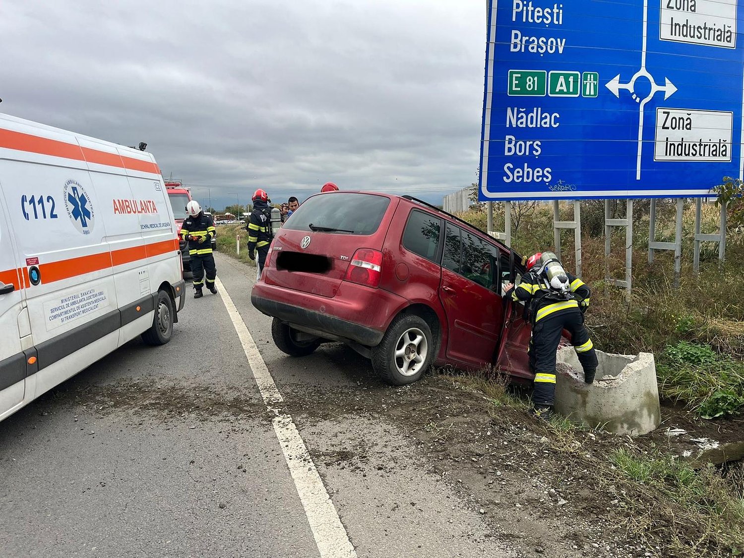 Accident la ieșirea din Șura Mare: două persoane rănite (update)