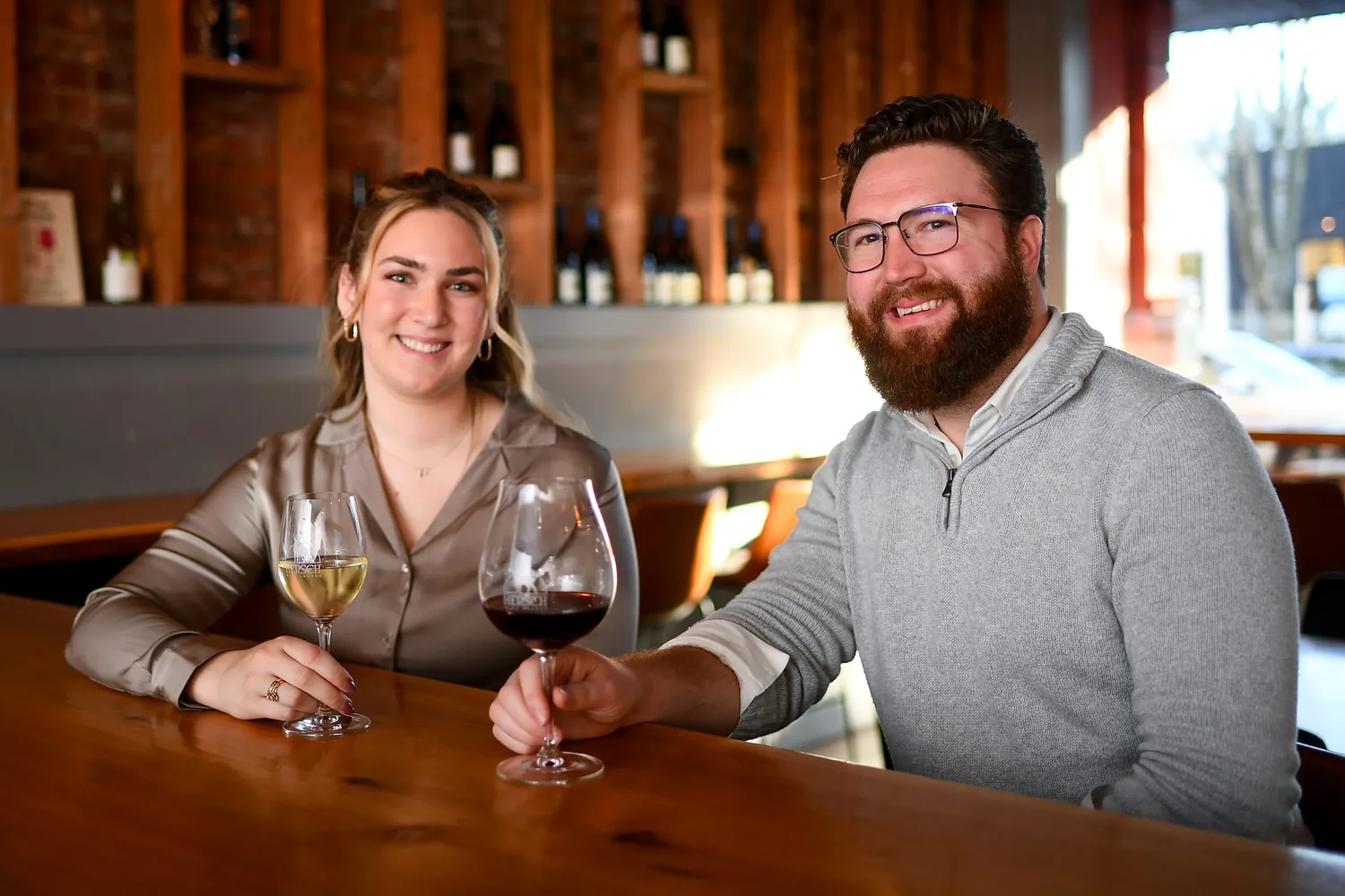 High school sweethearts revive Springfield wine bar