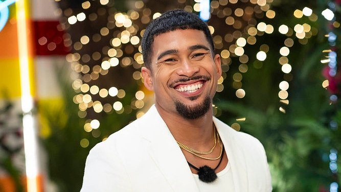 Ex-Bethlehem cop who left job for ‘Love Island’ is first contestant eliminated, pushes back on criticism
