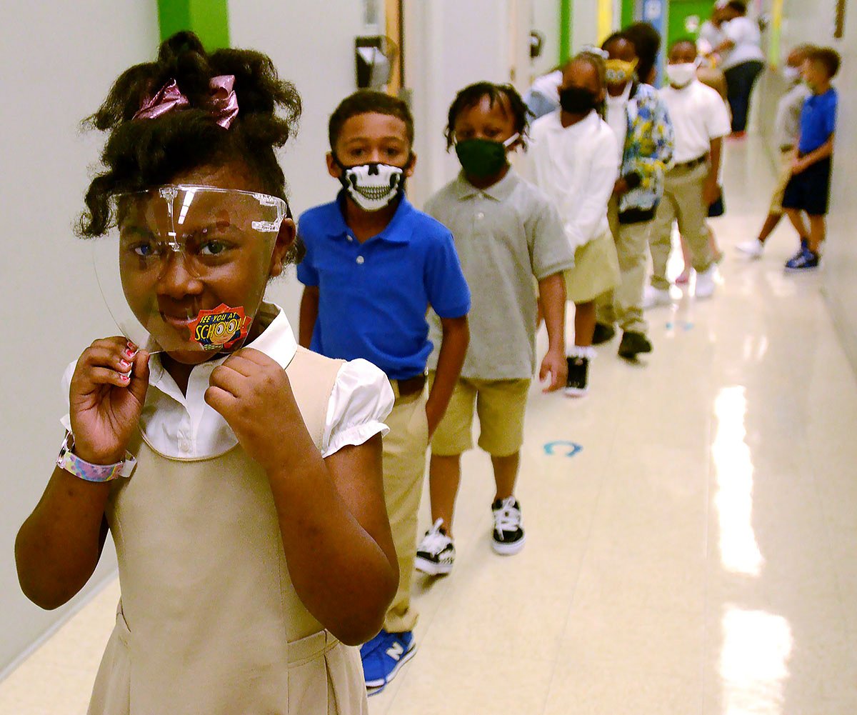 Photo essay: First day of school in Cleveland