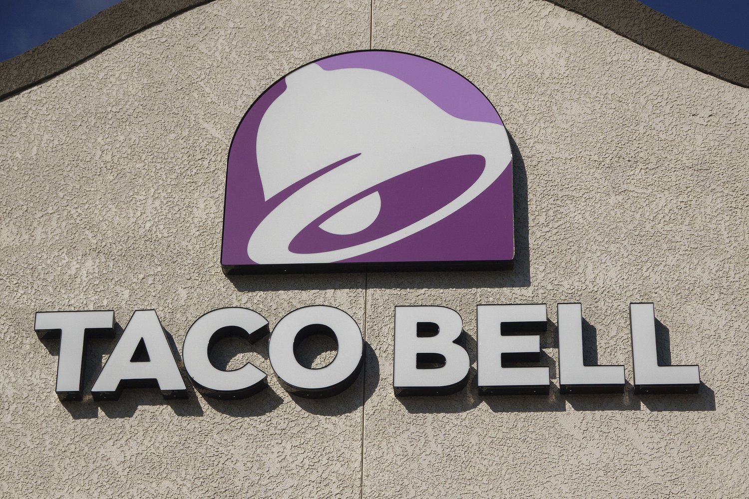 Franchisee of iconic Mexican fast-food chain sells 43 restaurants in Ohio