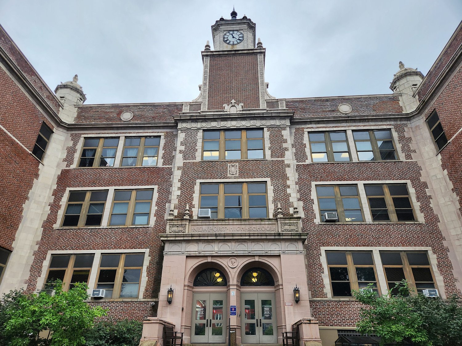 Newport Education Task Force backs university-based learning model for academic improvement