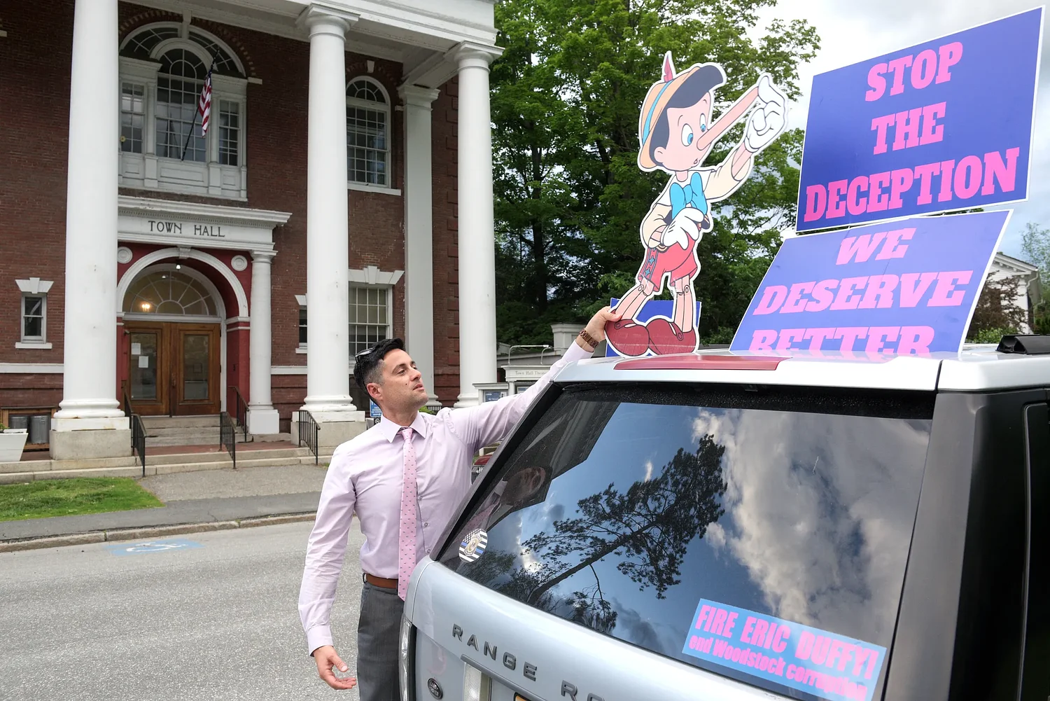 Woodstock Selectboard fills two vacancies created by recent resignations