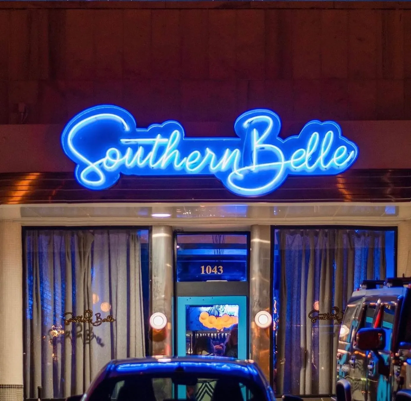 Atlanta restaurant Southern Belle opening patio bar with oysters, cocktails and live music