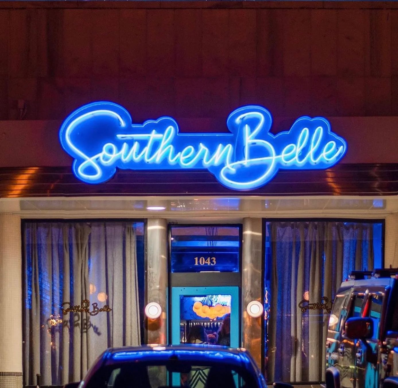 Atlanta restaurant Southern Belle opening patio bar with oysters, cocktails and live music