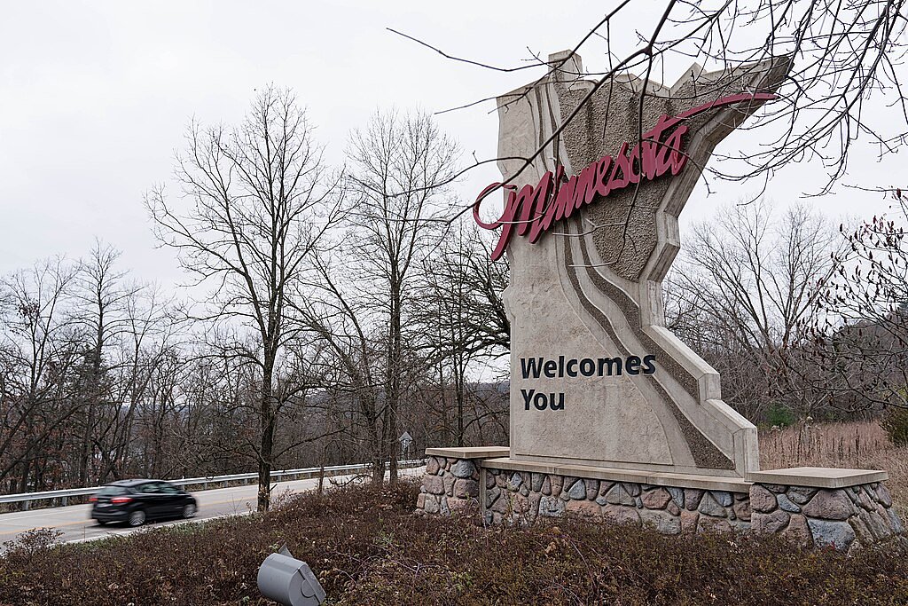 Corporate Media Advances Conservative Narrative About Minnesota Fraud 