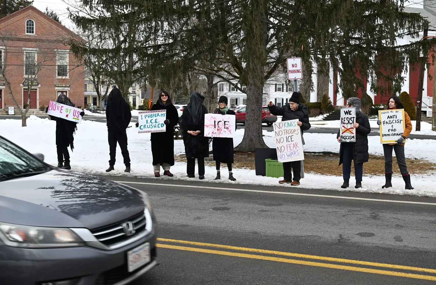Vigils held in Montague Center for Renee Good, mother killed by ICE officer in Minneapolis