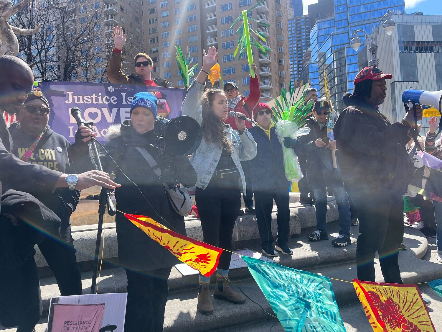 'Pharaoh does not win': An interfaith vigil kicks off NYC's 'No Kings' march