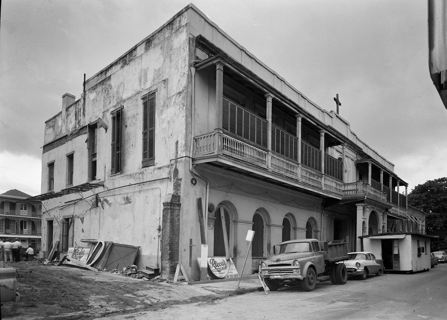 N.O. hotel once hosted plaçage balls, housed Black orphans