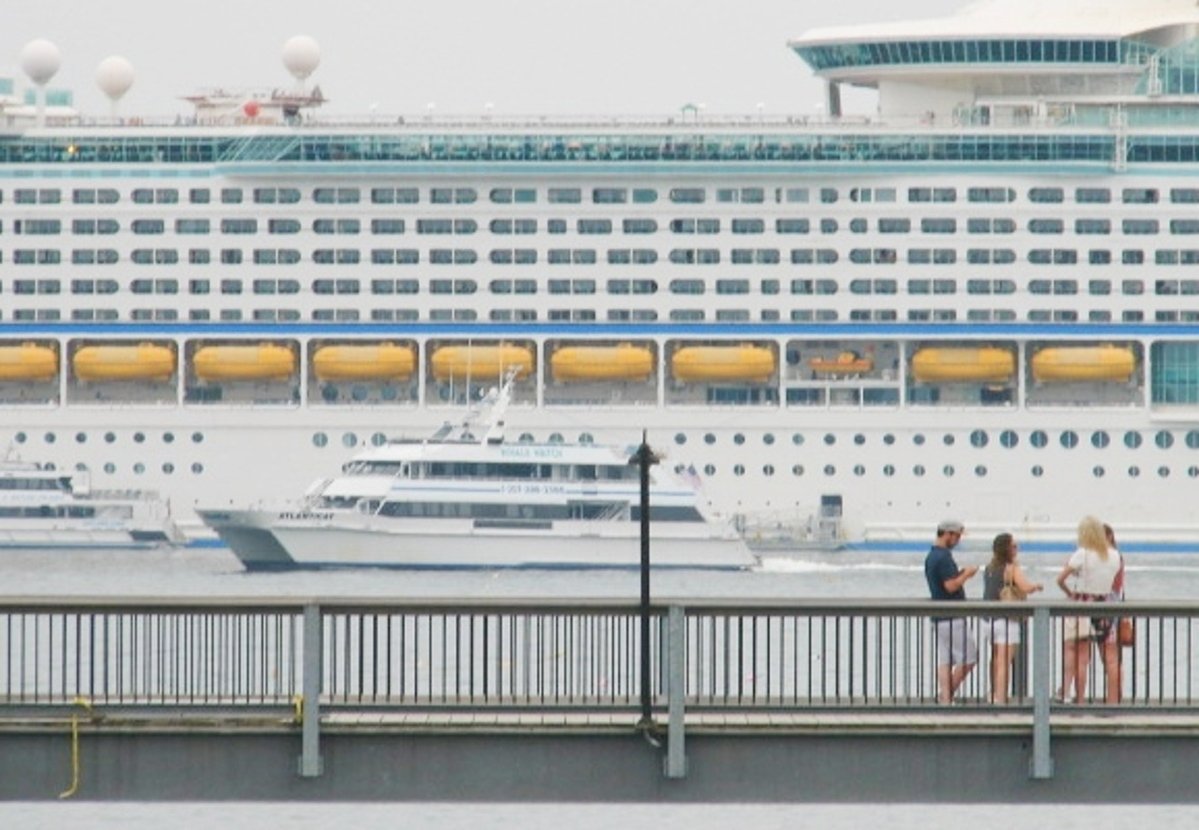 Federal judge overturns part of Bar Harbor’s cruise ship ban