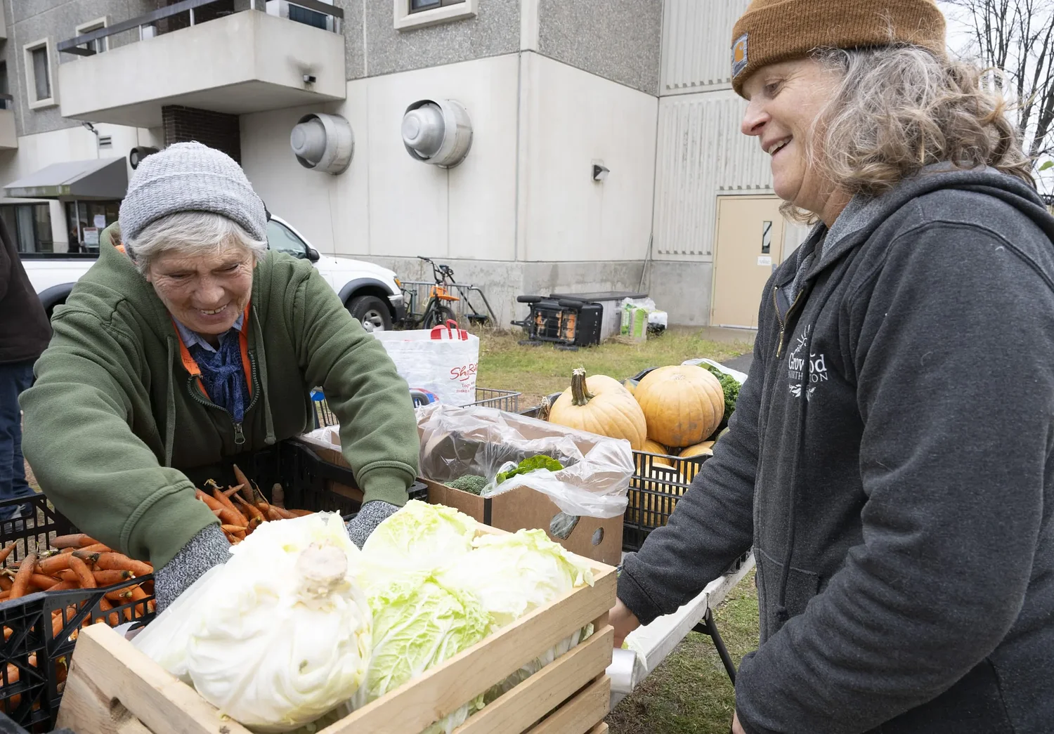 Eighth graders pick up where SNAP left off, organize food drive amid soaring need