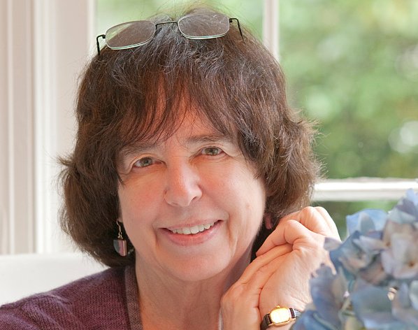 Acclaimed author Jane Yolen leaves behind a legacy of kindness, generosity
