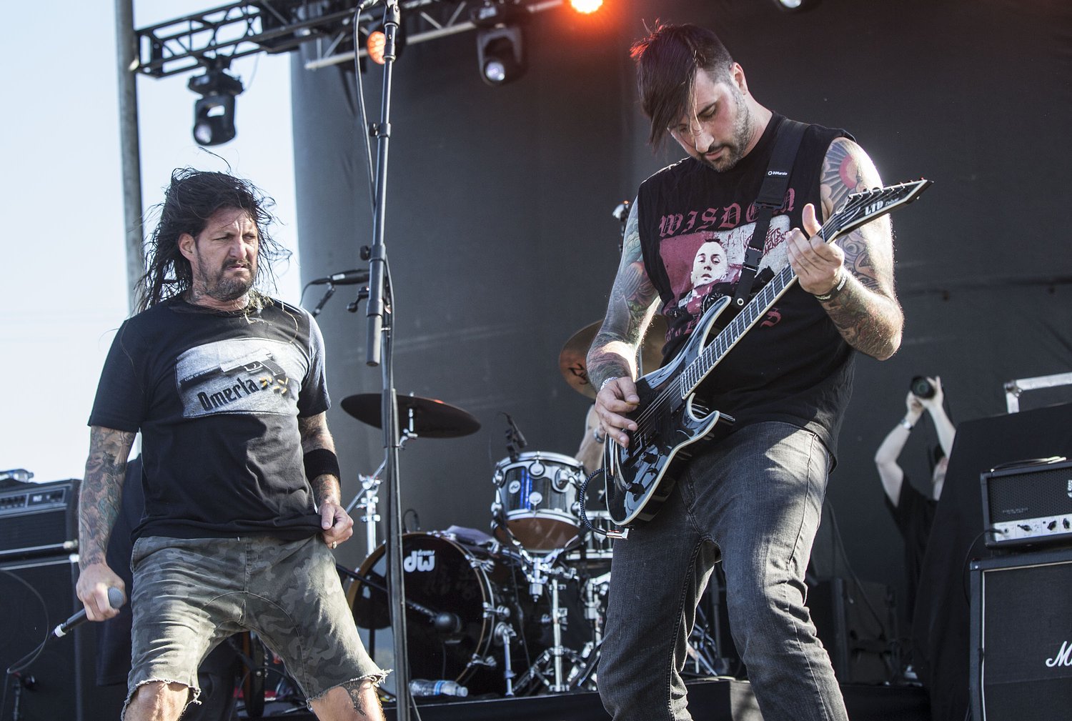 Classic hardcore band announces tour following new single