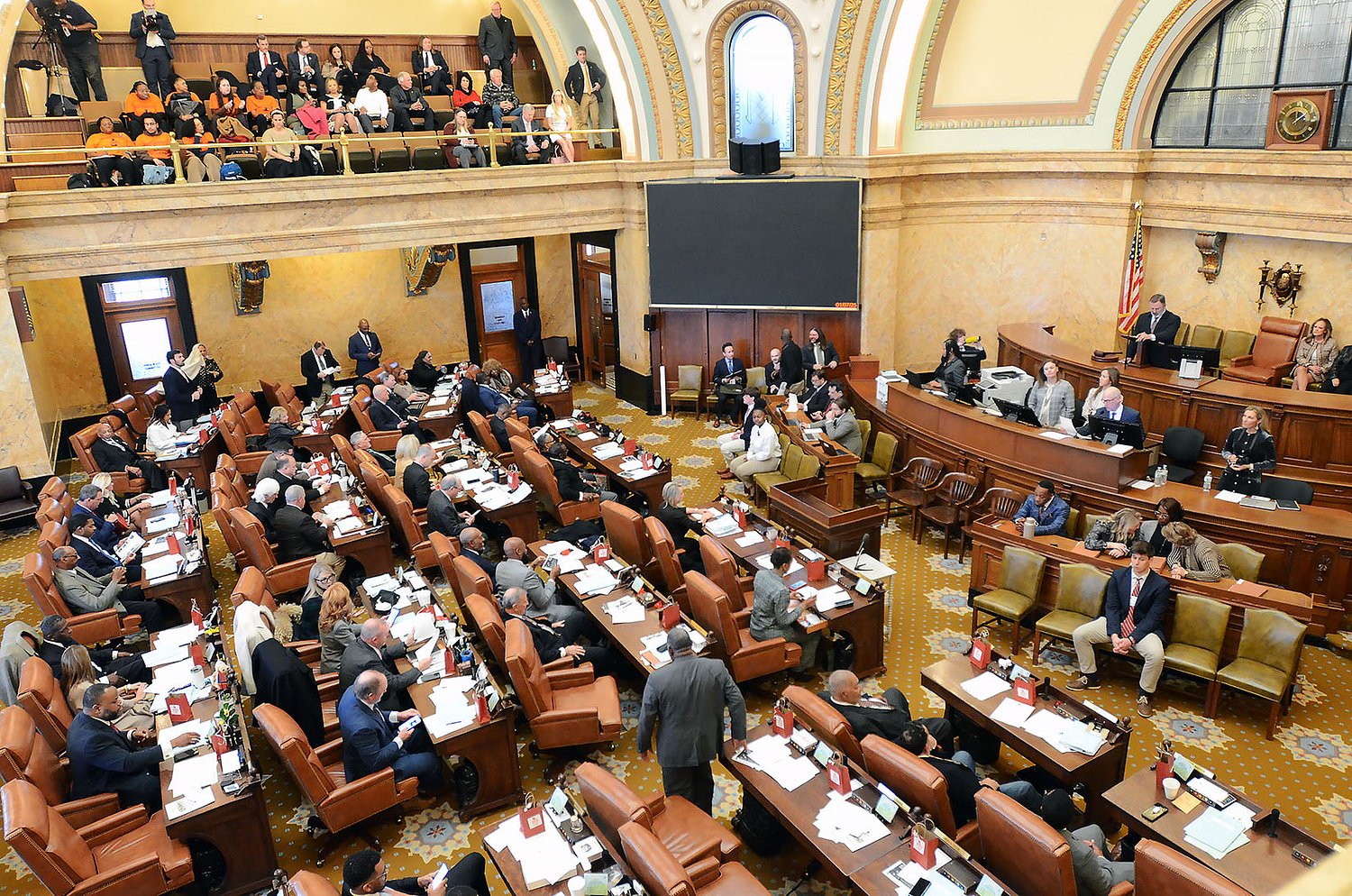 Mississippi House wants to increase public school oversight