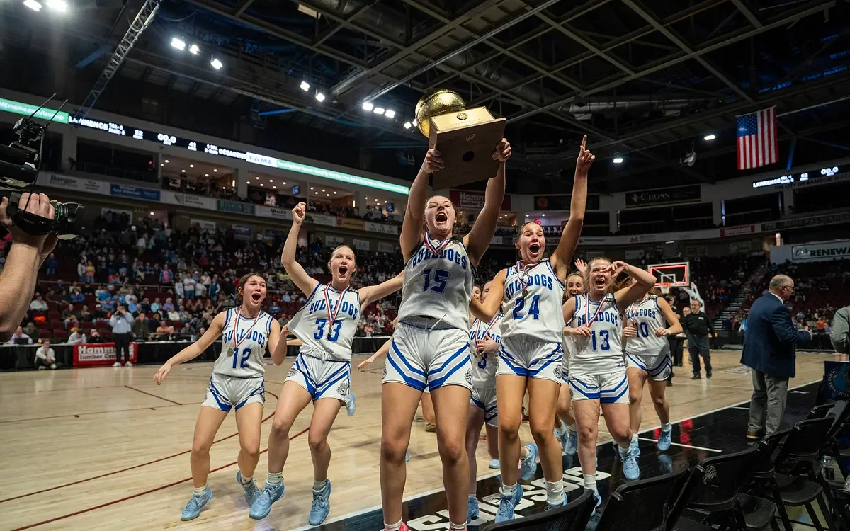 Lawrence girls storm back to win state championship over Oceanside
