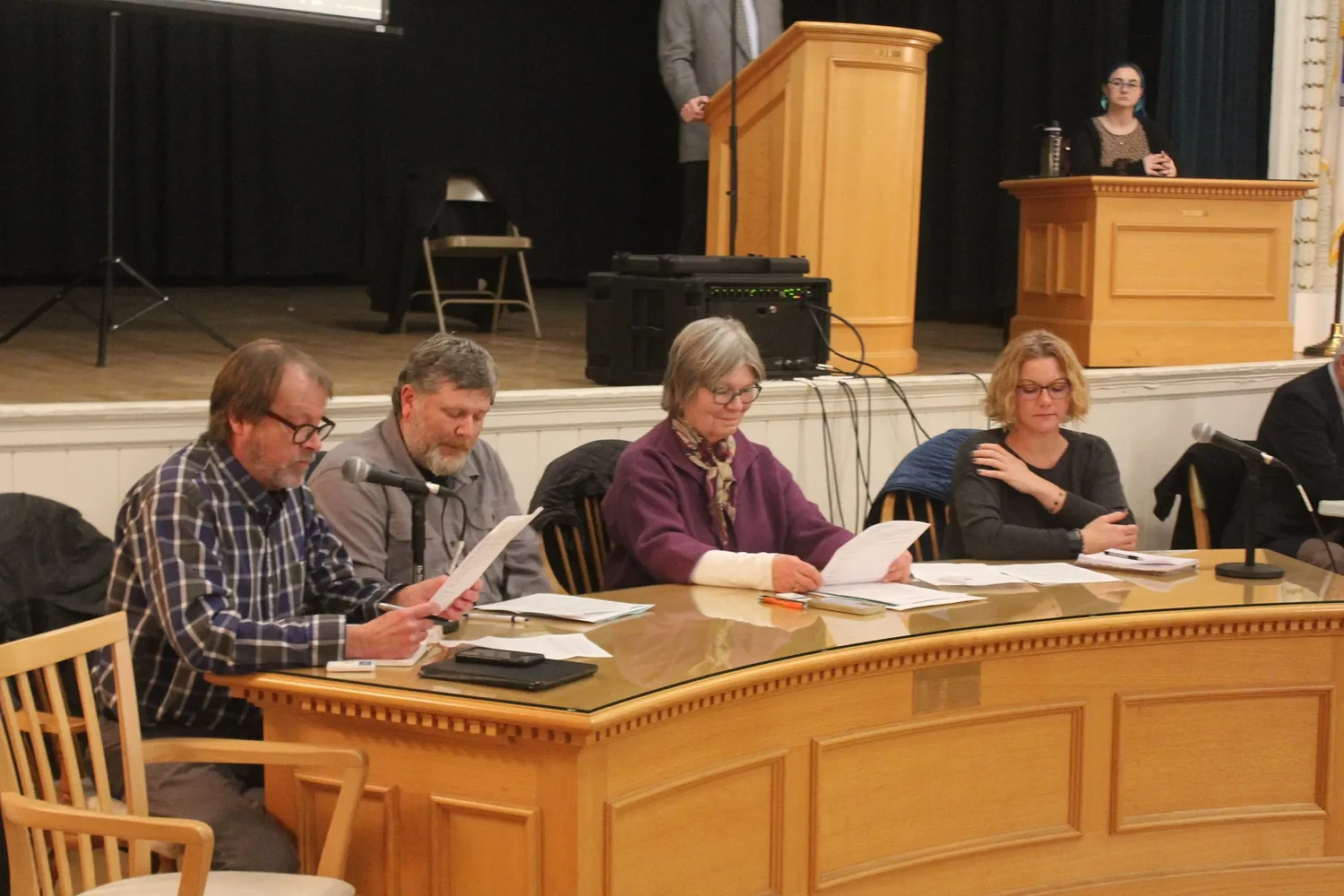 Orange Special Town Meeting approves adoption of town charter